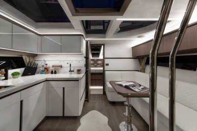 Galeon 405 HTS — Photo 14
