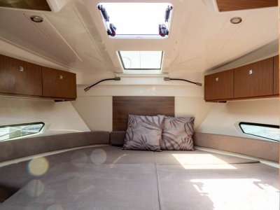 Beneteau Antares 9 — Photo 4