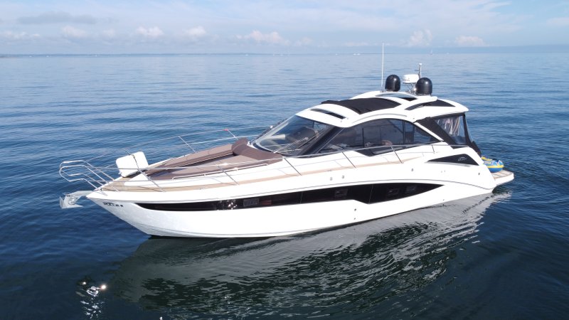 Galeon 405 HTS